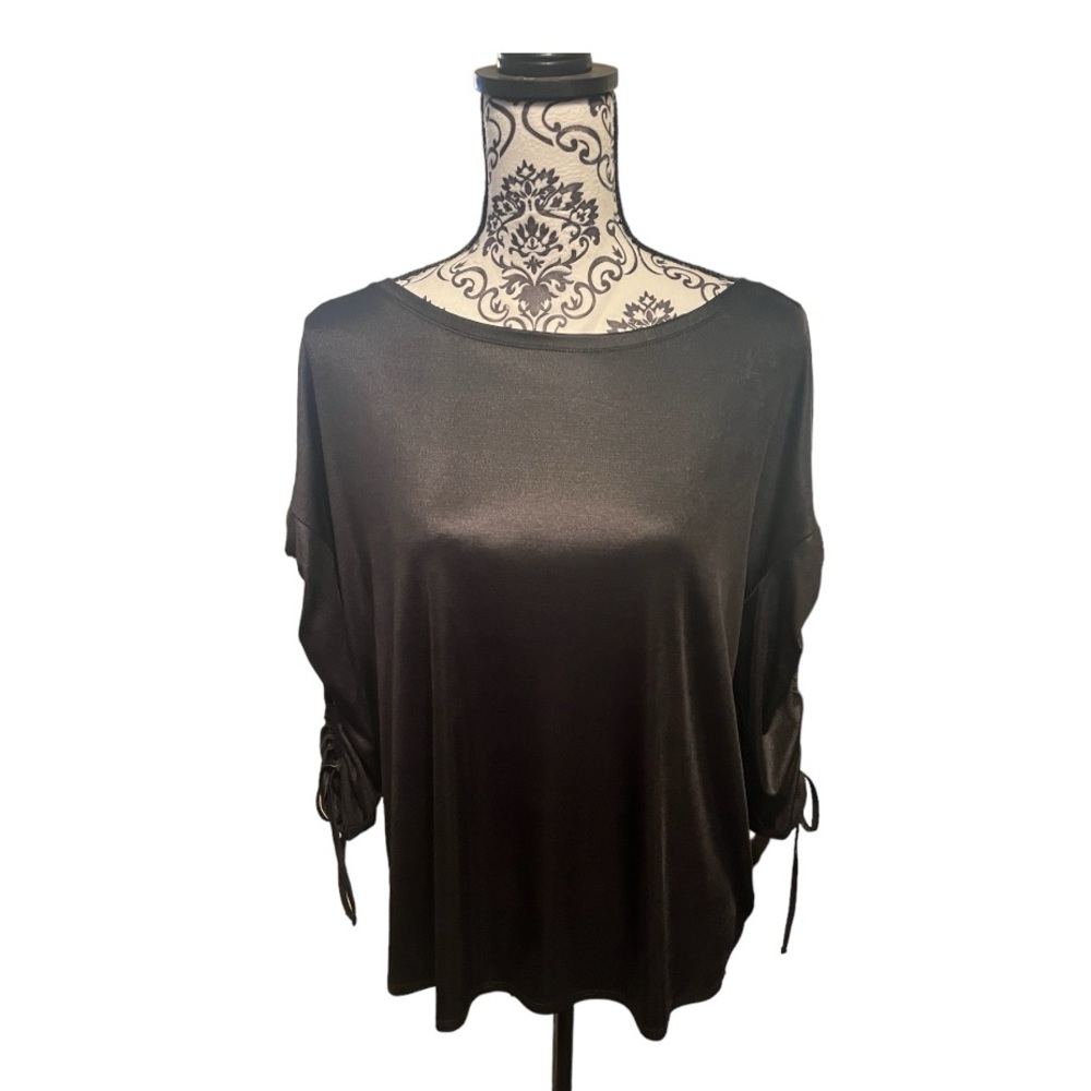 Elegant Black Blouse with Shiny Accents - Versatile Chic for Any Occasion! EUC